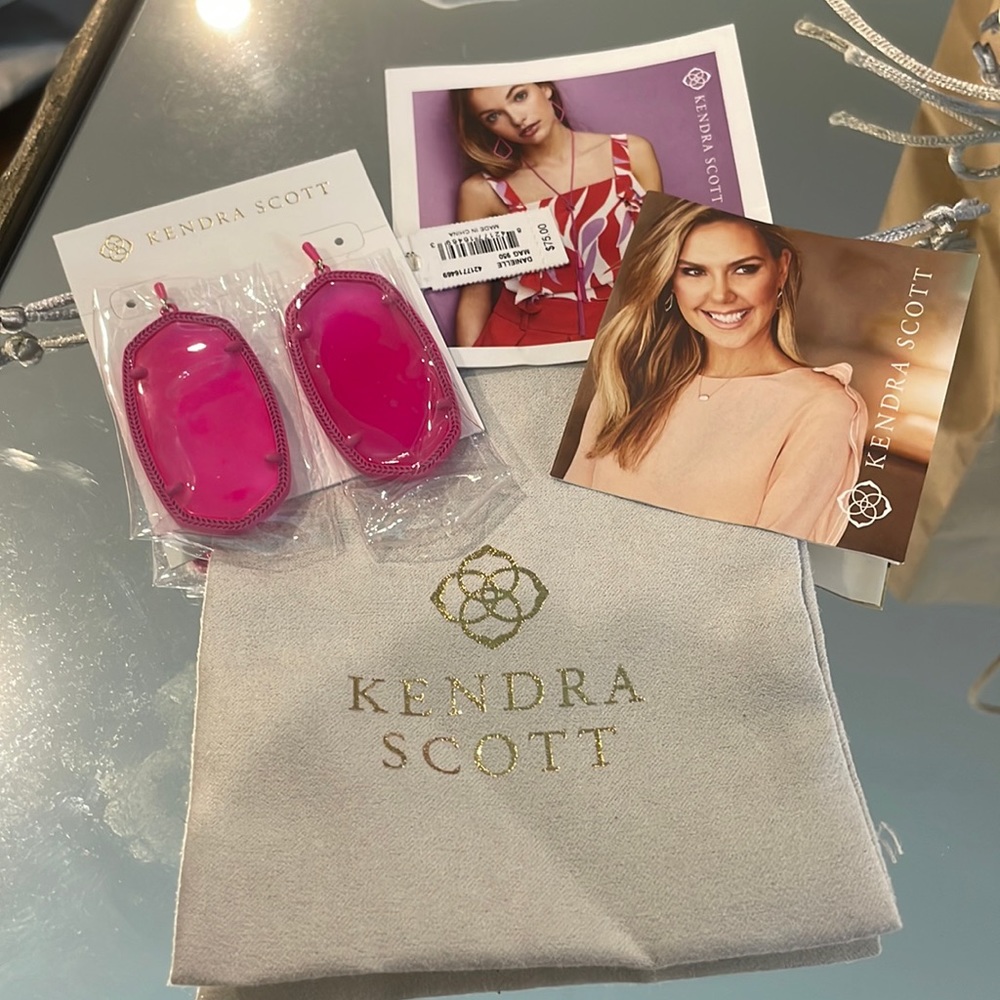 kendra scott earrings